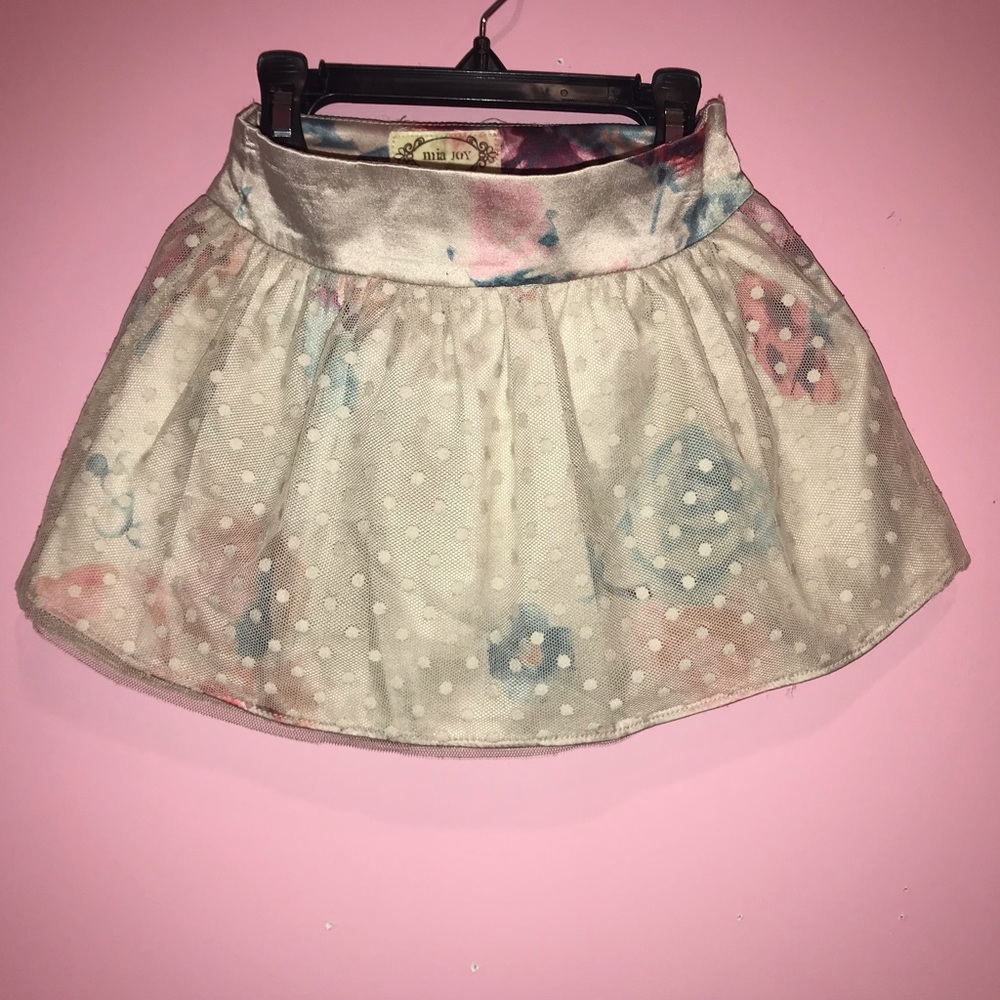 Joyfolie Mia Joy Ivory Floral Lace Skirt Size 2T